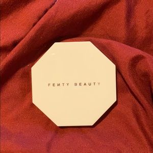 Fenty Beauty highlighter